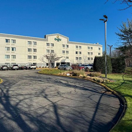 Quality Inn Spring Valley - Nanuet Екстер'єр фото